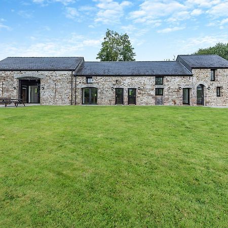 Y Stabl Llanwrda Exterior foto